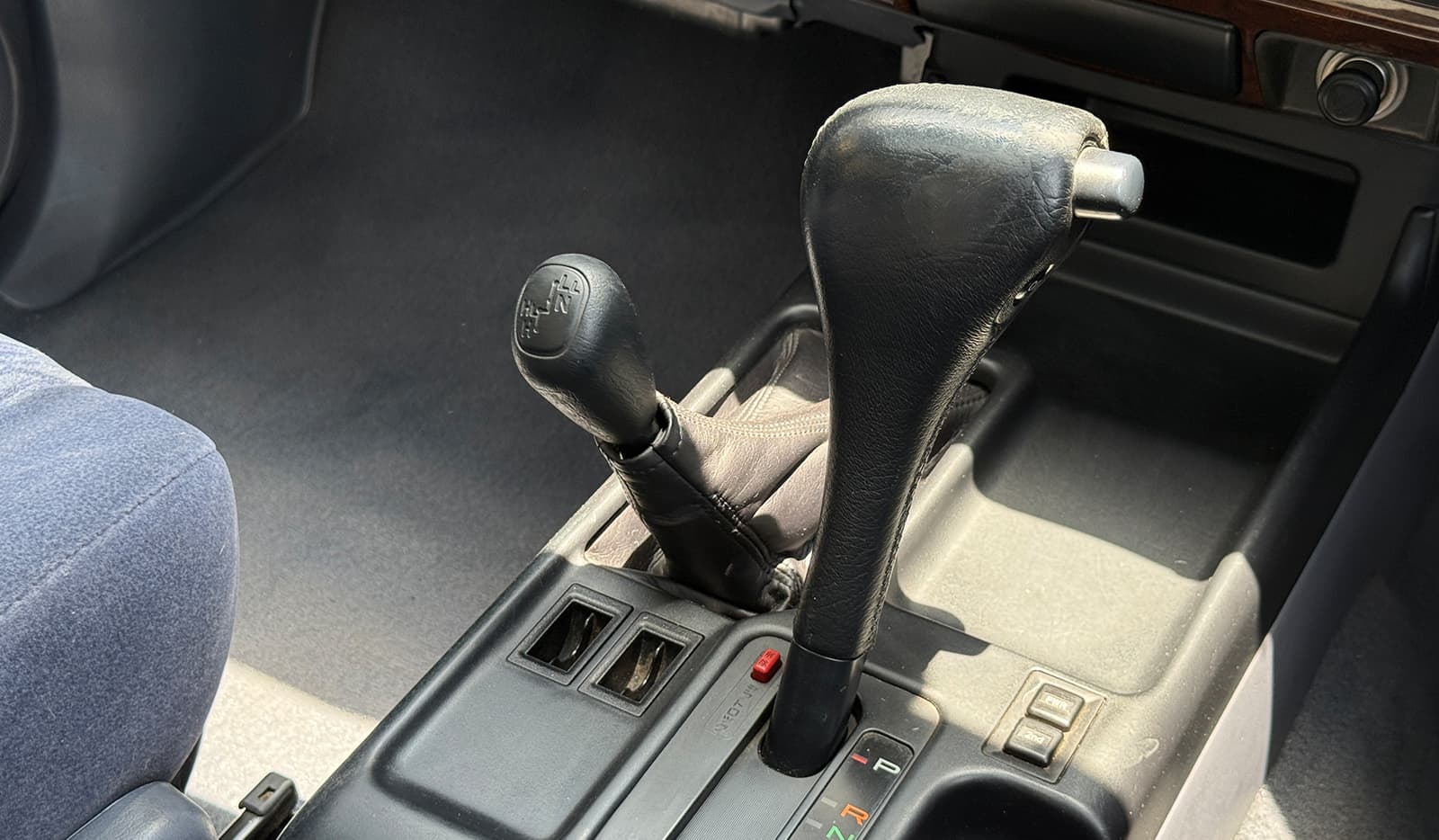 1997 Toyota Land Cruiser Prado TZ image-9