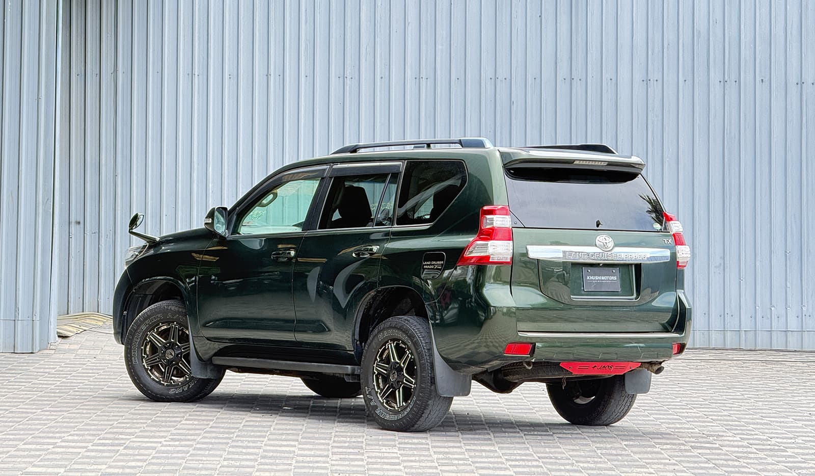 2016 Toyota Land Cruiser Prado TX image-3