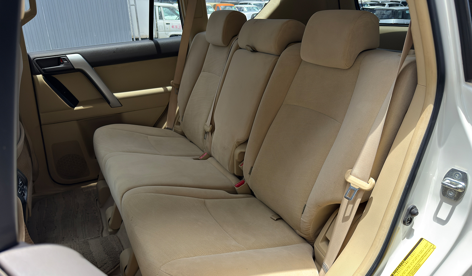 2016 Toyota Land Cruiser Prado TX image-11