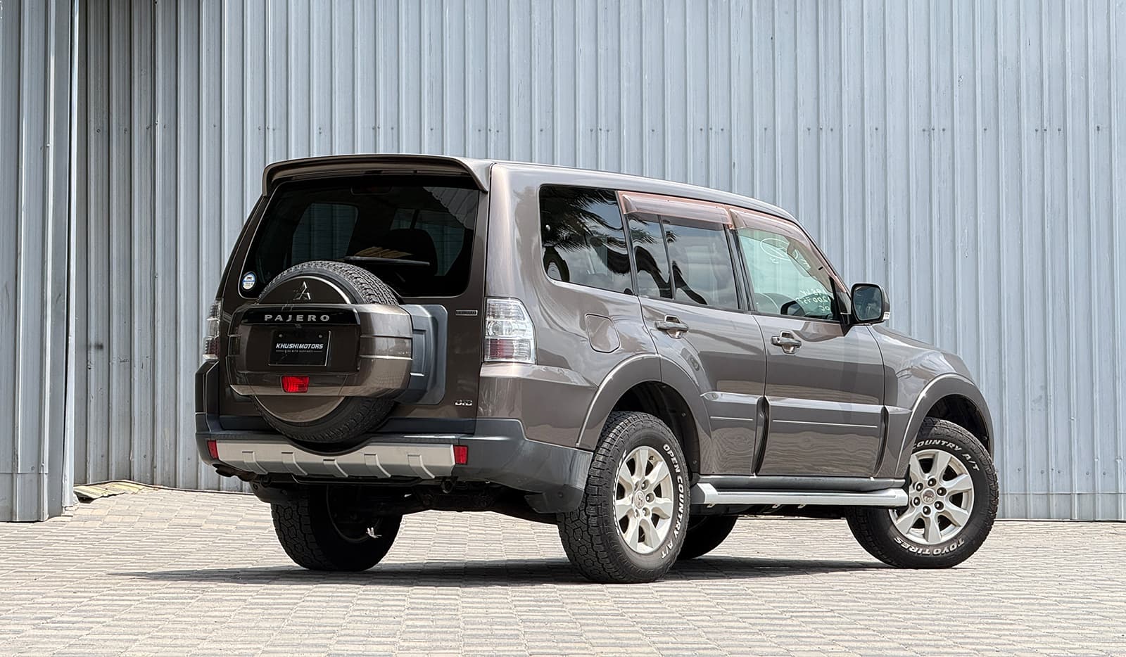 2008 Mitsubishi Pajero LONG EXCEED image-3