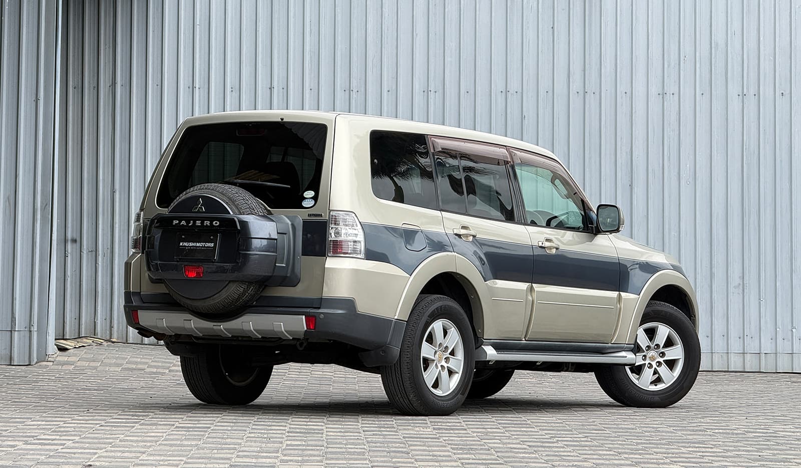 2008 Mitsubishi Pajero EXCEED image-3