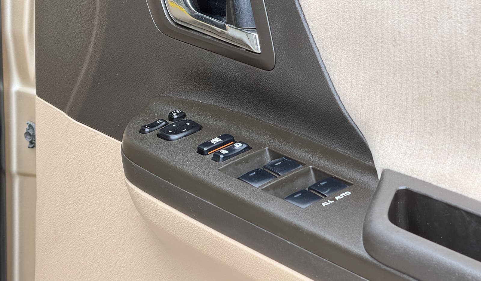 2009 Toyota Alphard X image-10