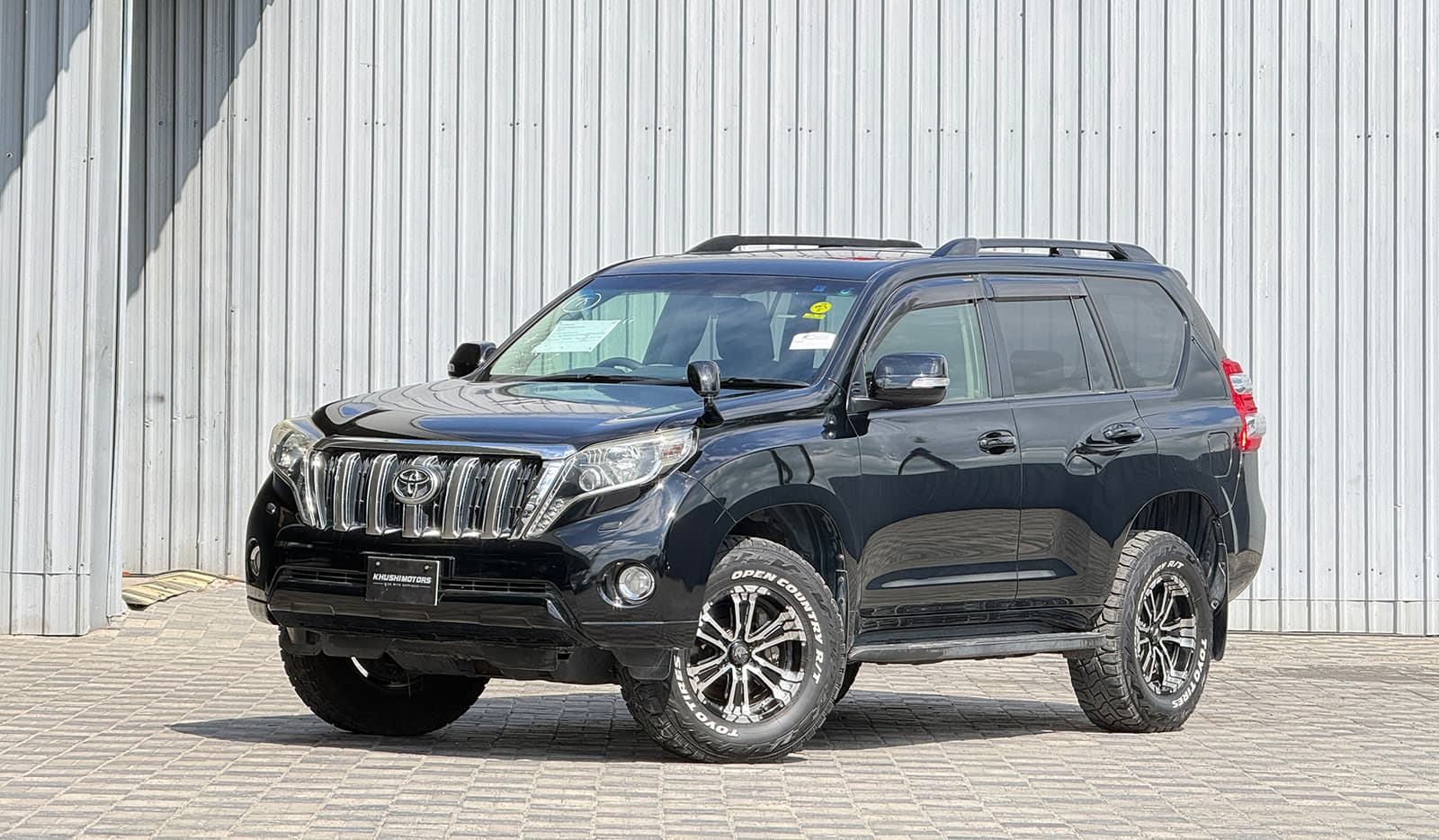 2016 Toyota Land Cruiser Prado TX image-2