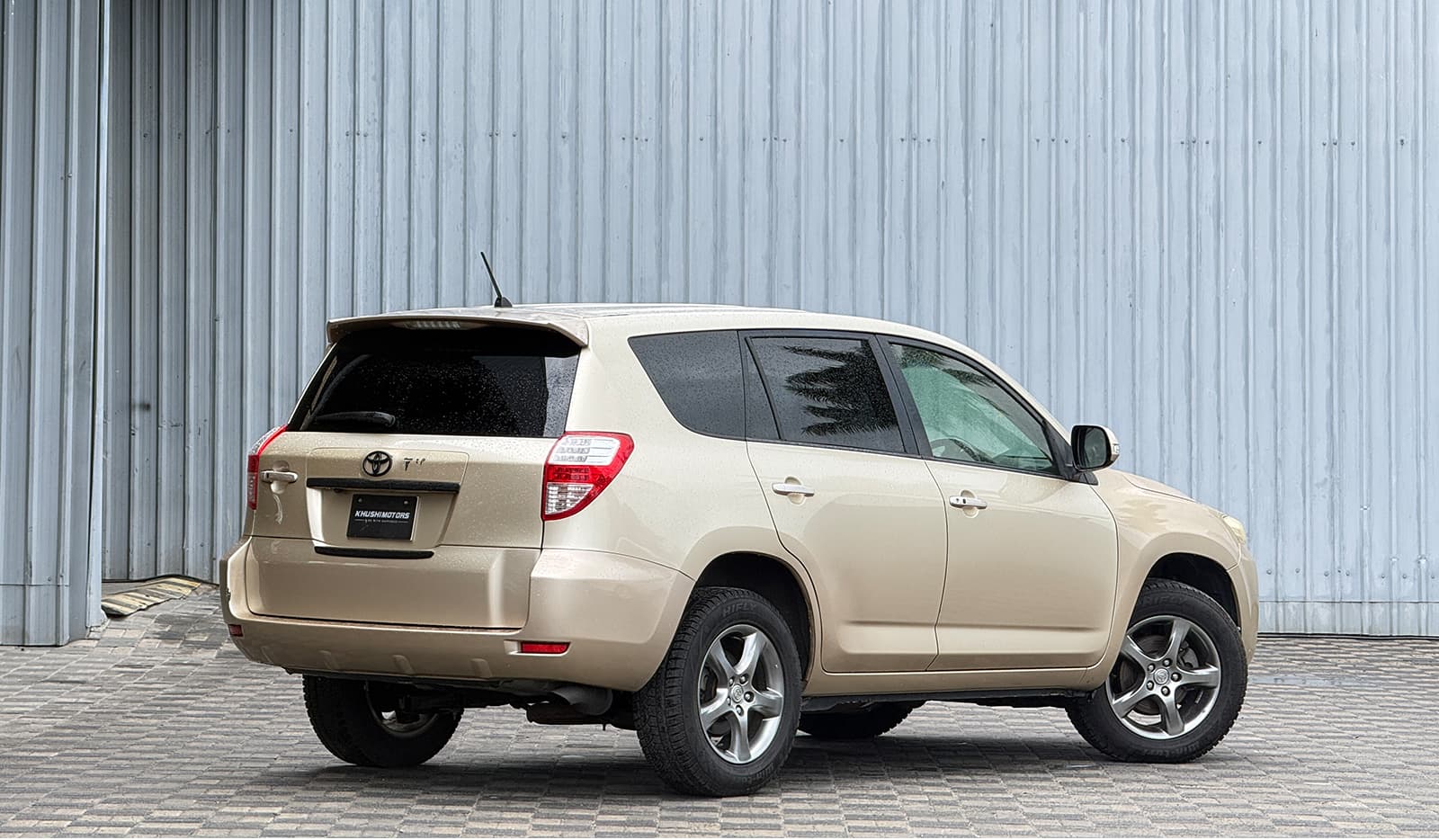 2008 Toyota Vanguard 240S image-4