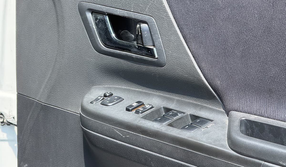 2009 Toyota Alphard 240S image-14