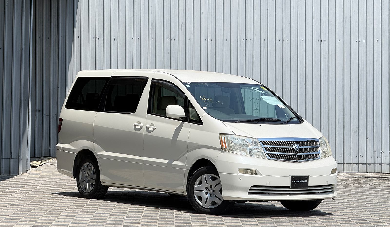 2003 Toyota Alphard G AX L image-1