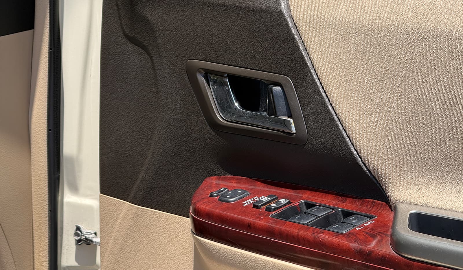 2008 Toyota Alphard 240X image-14