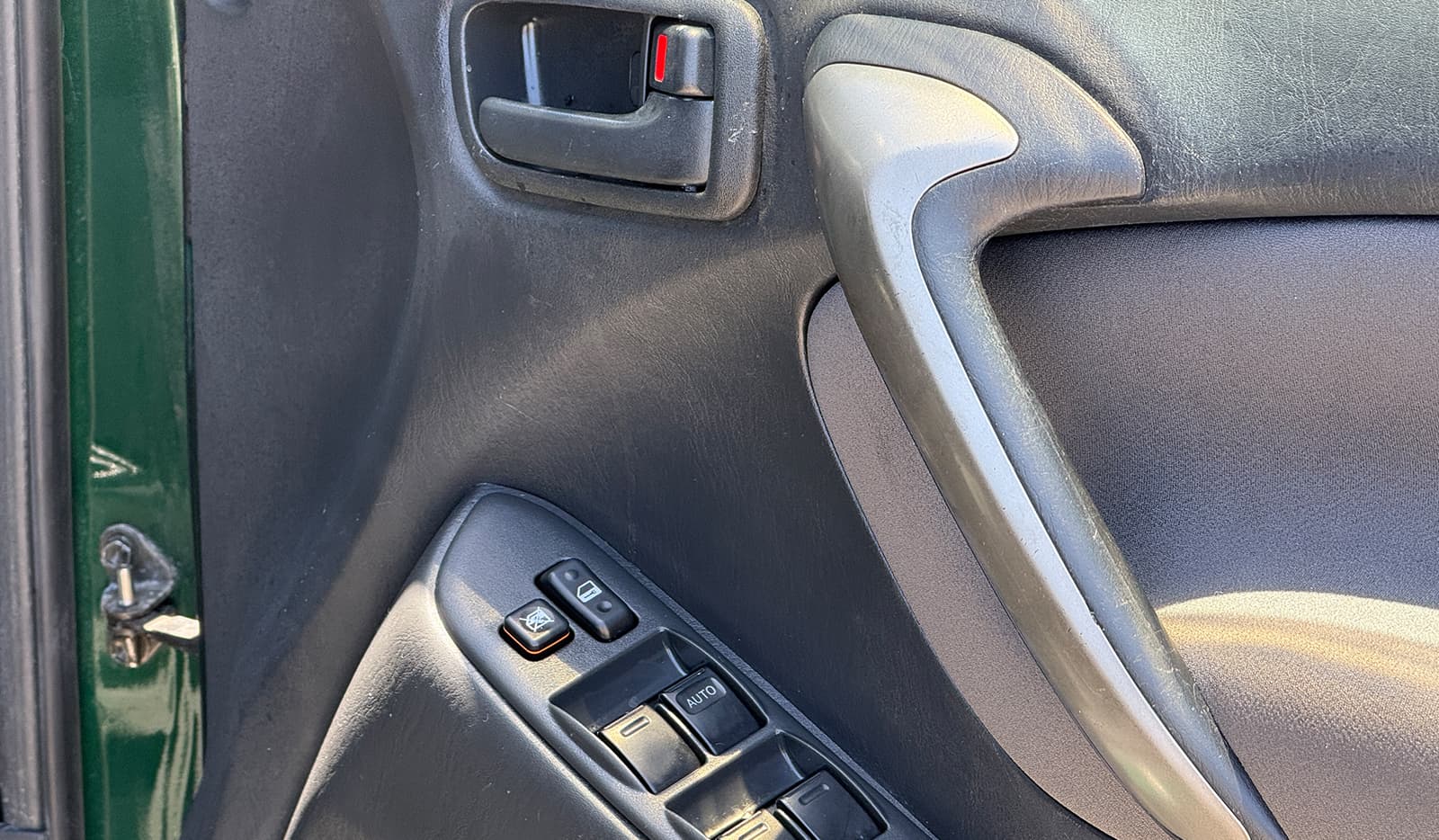 2005 Toyota RAV-4 XG PKG image-13