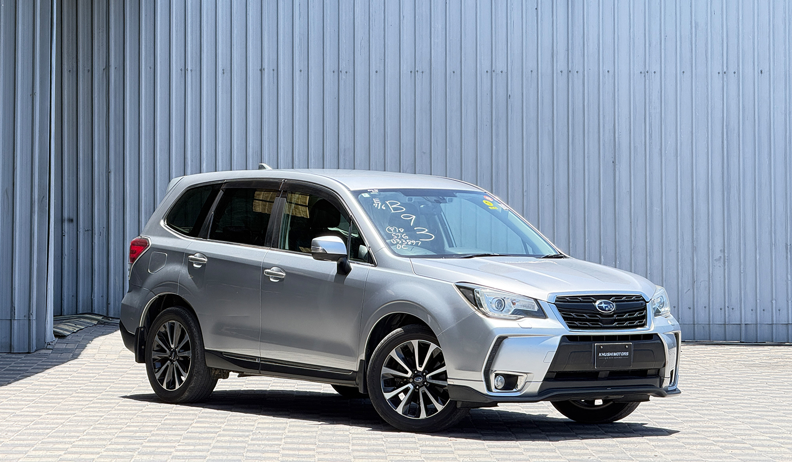 2016 Subaru Forester 2.0XT EYESIGHT 4WD image-1