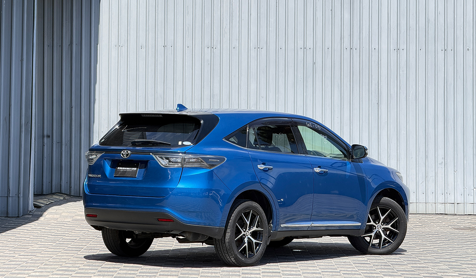 2017 Toyota Harrier PREMIUM STYLISH image-4