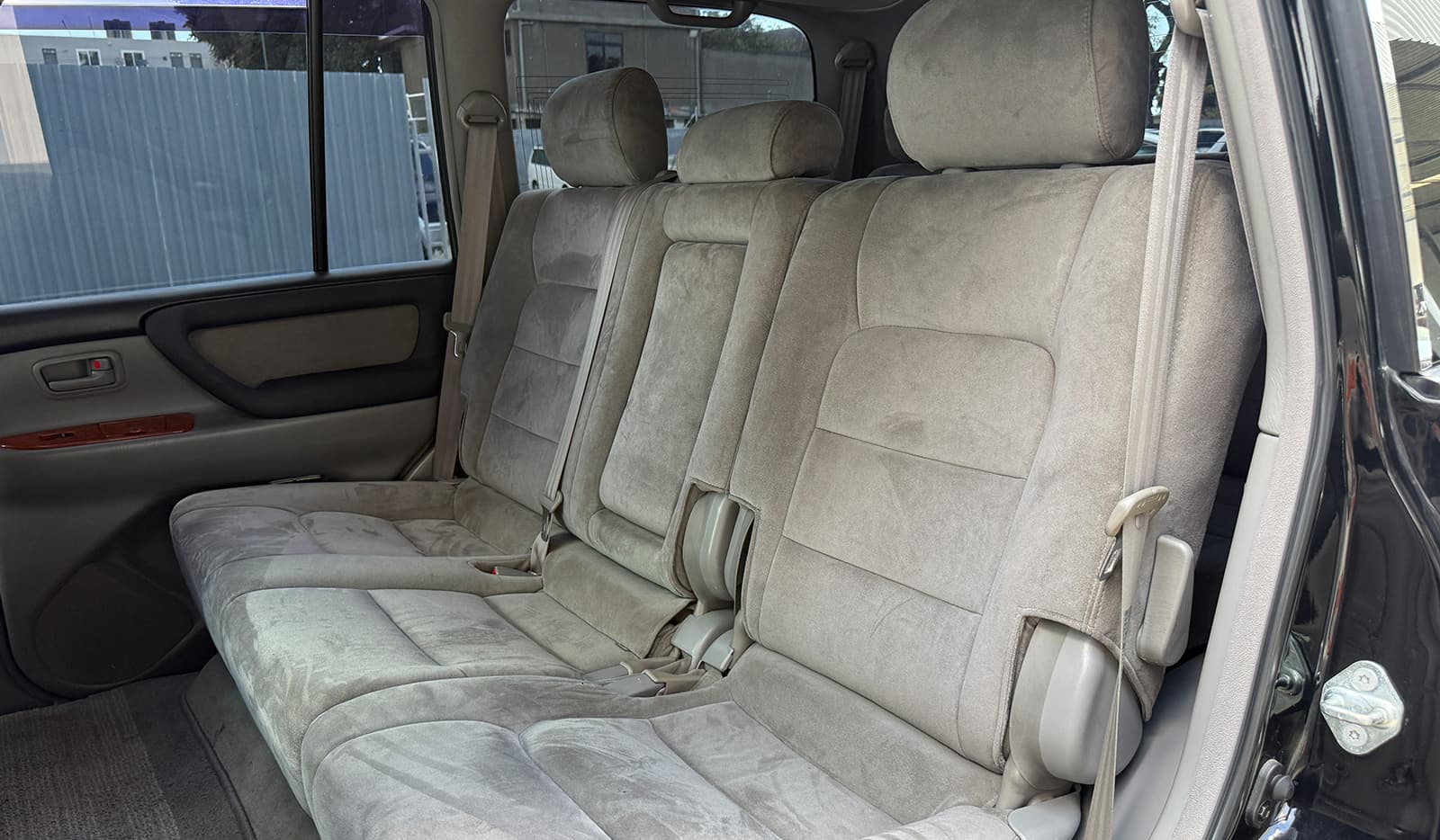 2005 Toyota Land Cruiser 100 VX LTD G SELEC TOURING image-12