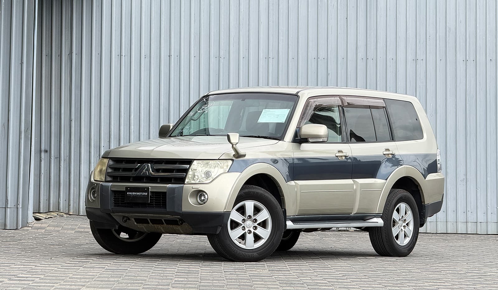 2008 Mitsubishi Pajero EXCEED image-2