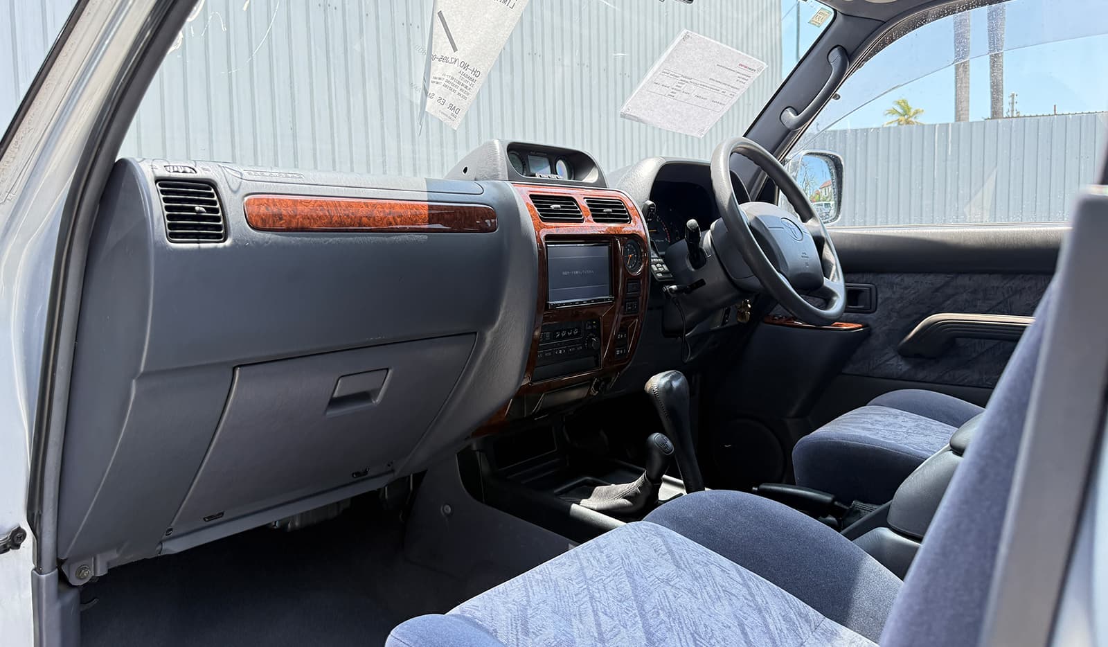 1997 Toyota Land Cruiser Prado TZ image-8