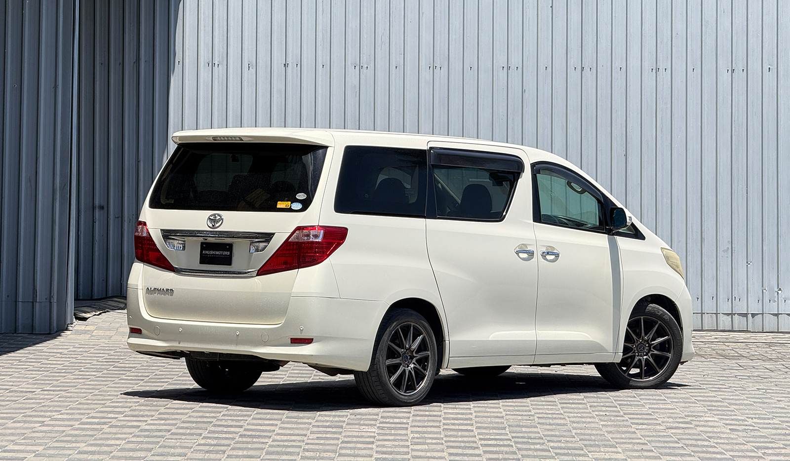2008 Toyota Alphard 240X image-4