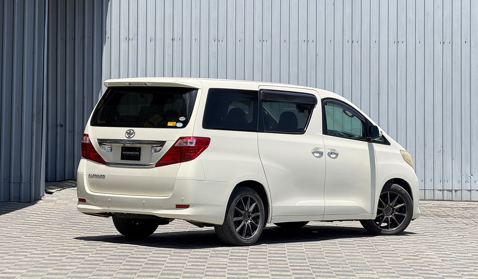 2008 Toyota Alphard 240X image-4