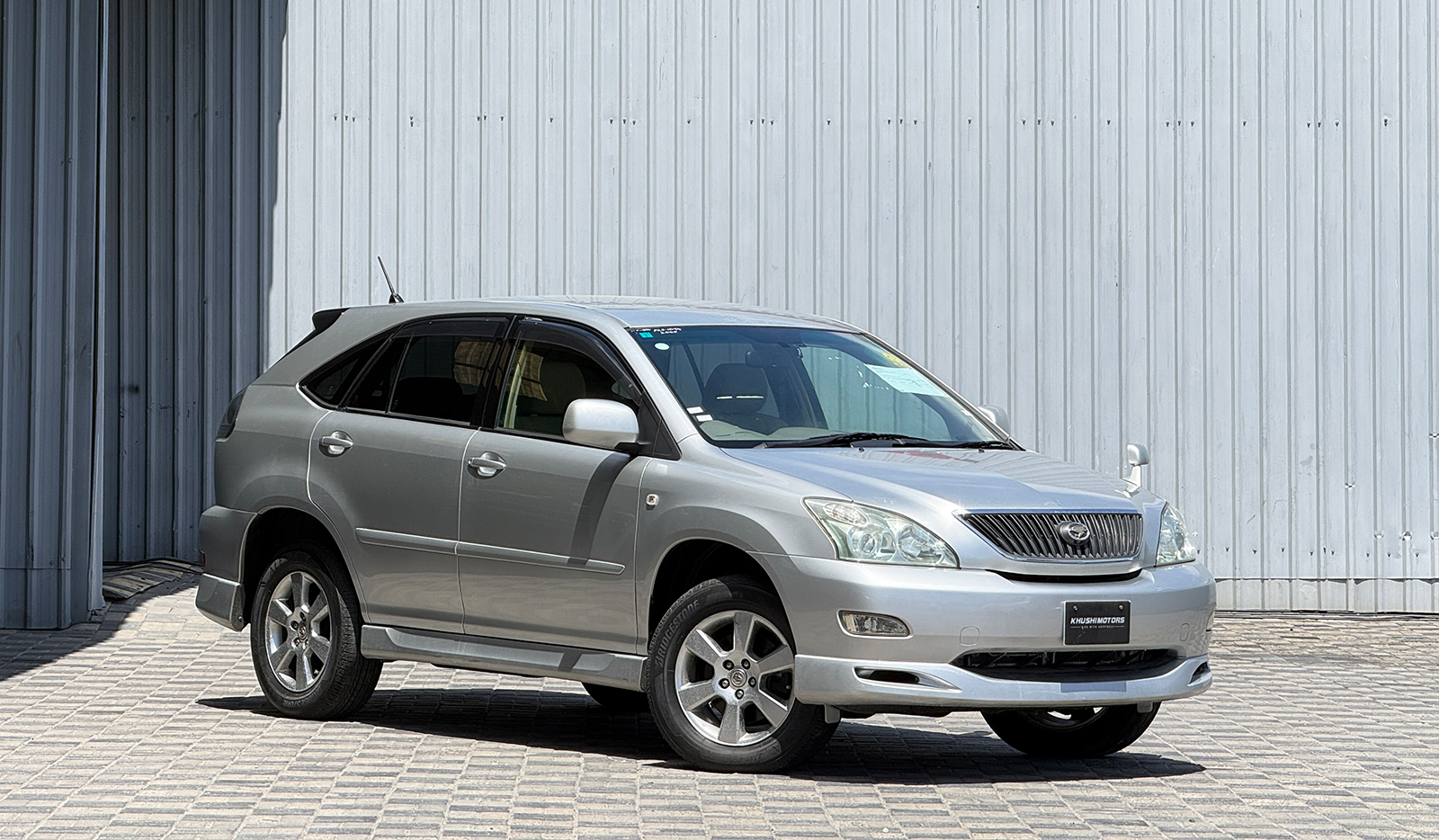 2005 Toyota Harrier 240 GL PKG image-1