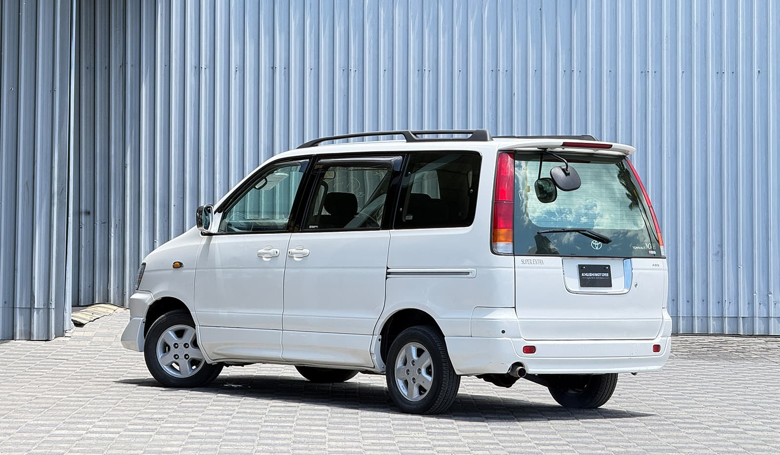 1998 Toyota Townace Noah ROAD TOURER image-3