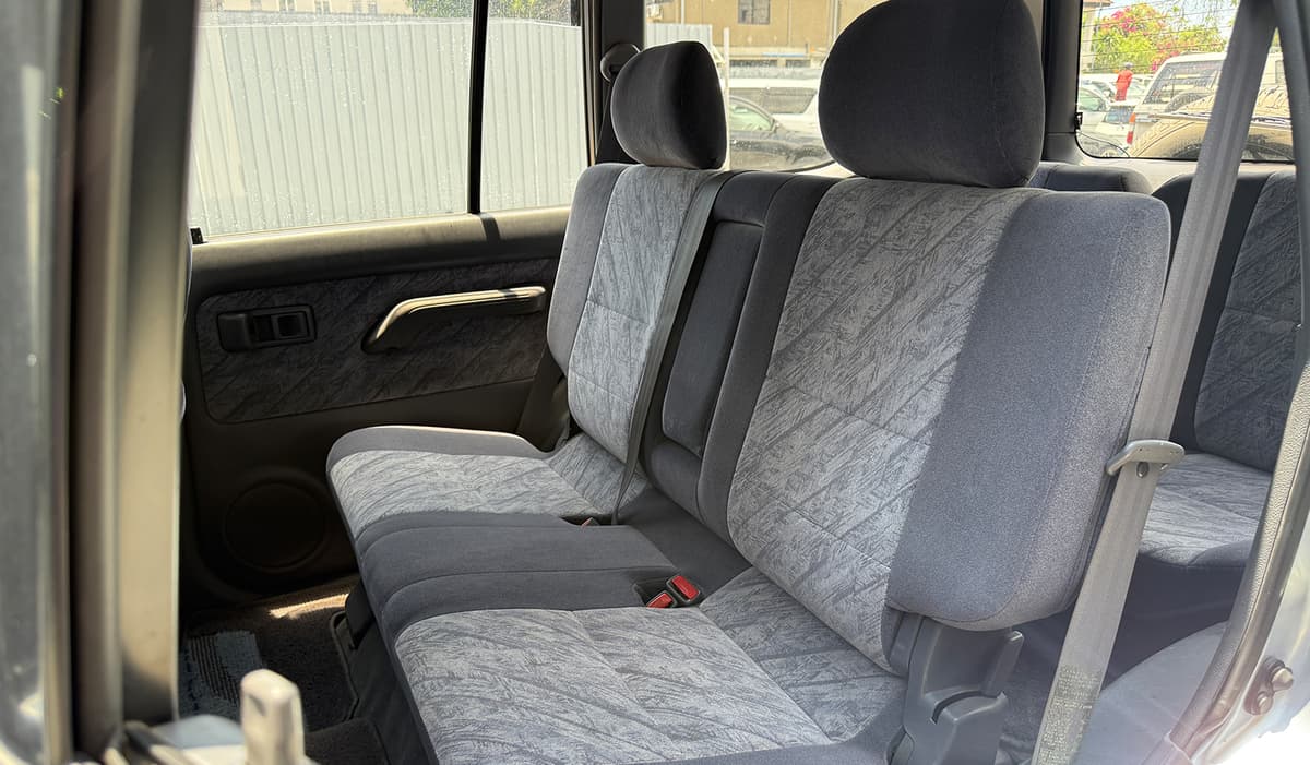 1997 Toyota Land Cruiser Prado TZ image-11
