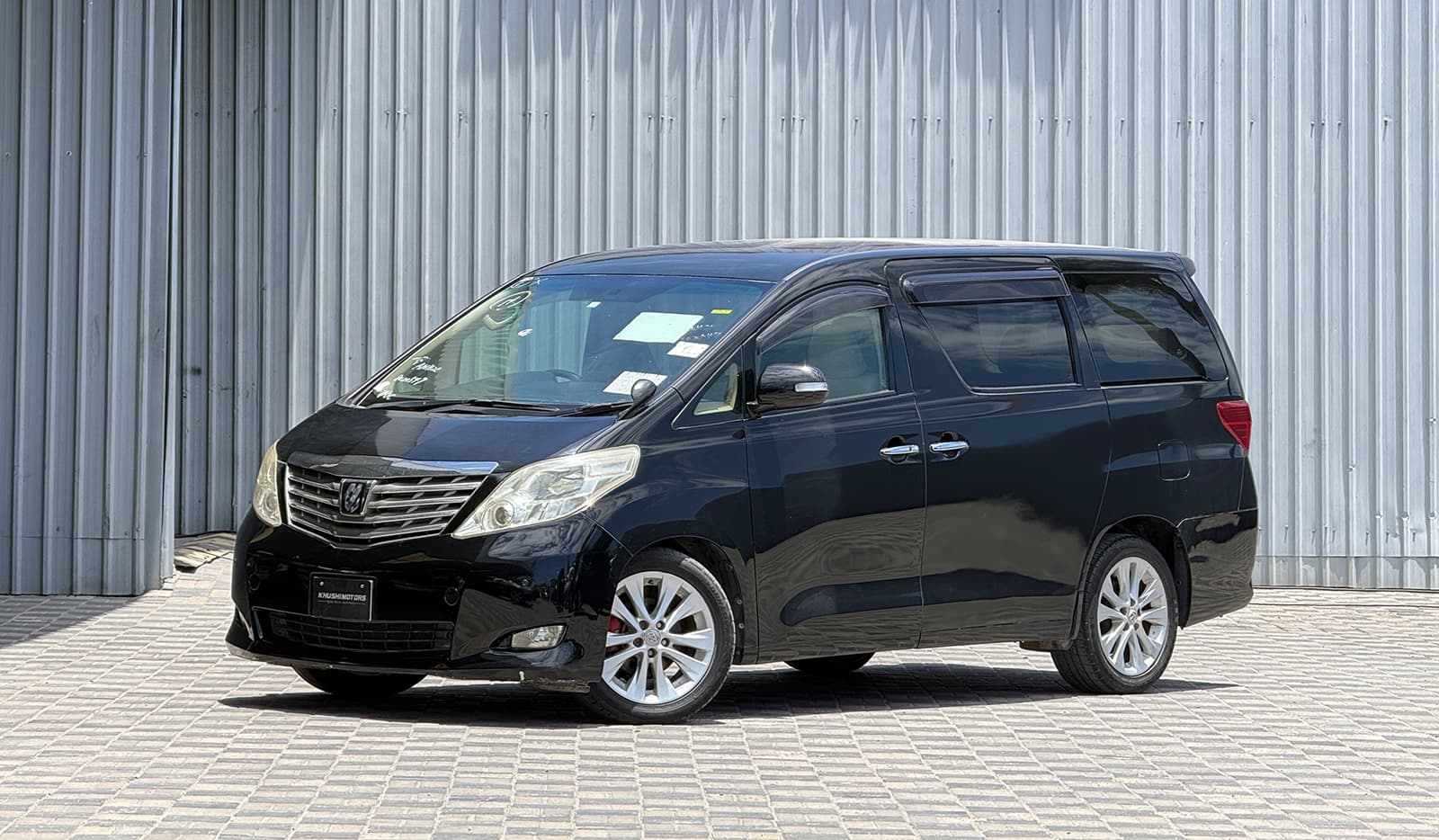 2008 Toyota Alphard 240X image-2