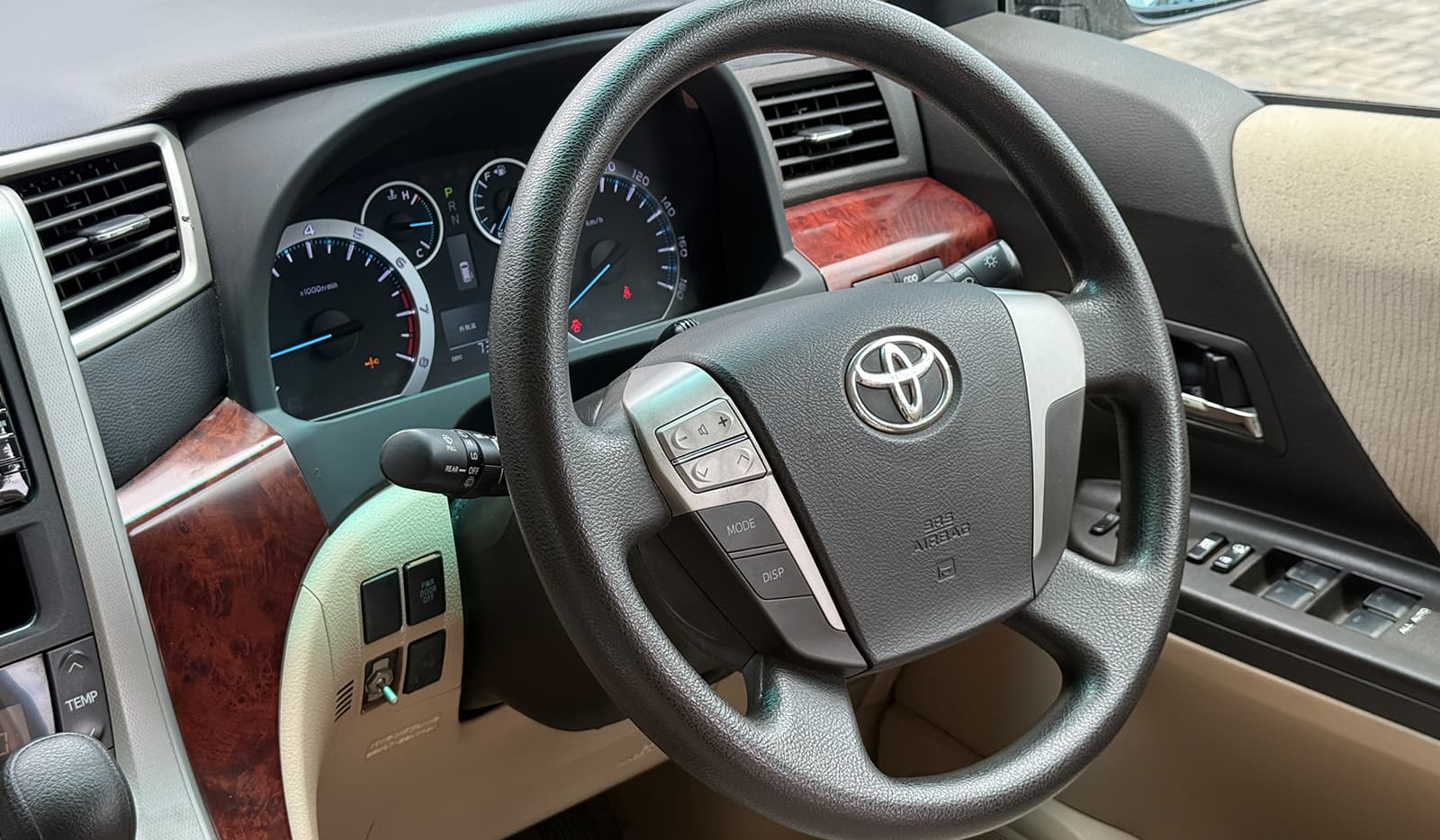 2008 Toyota Alphard X image-5