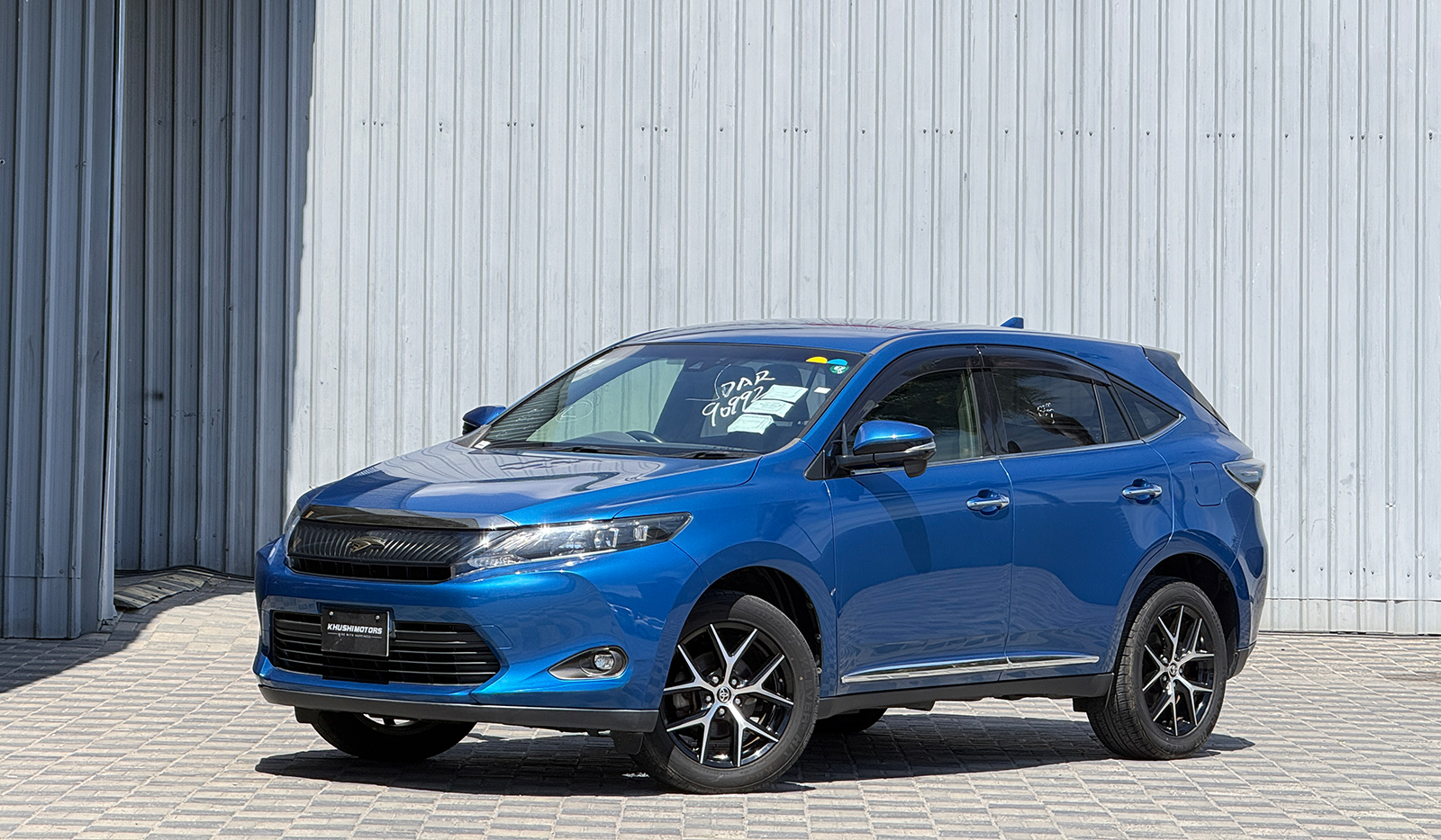 2017 Toyota Harrier PREMIUM STYLISH image-2