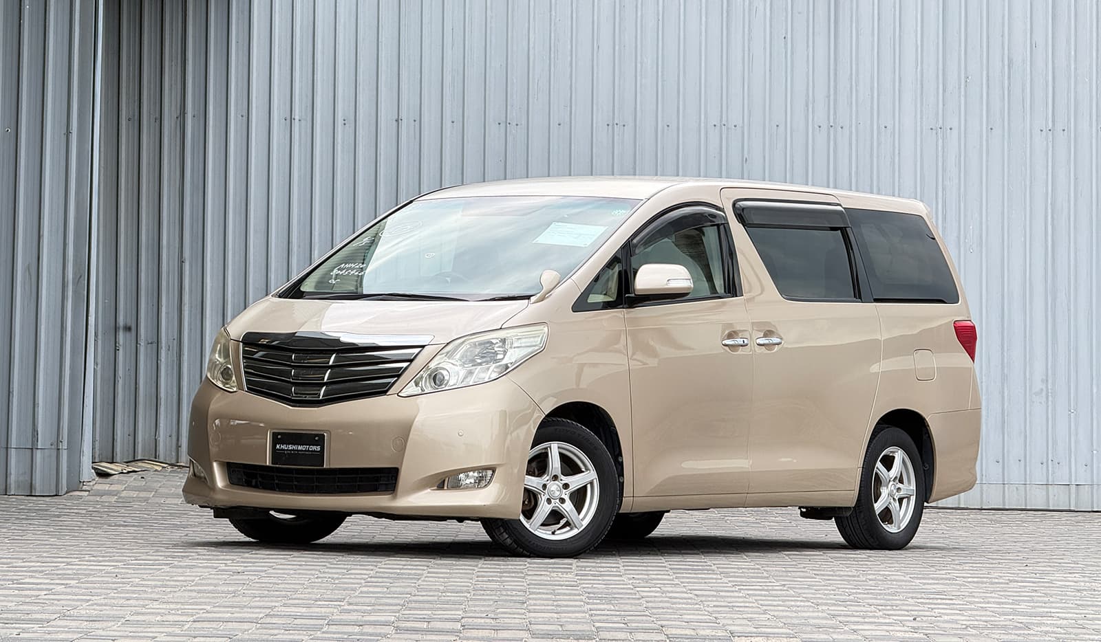 2009 Toyota Alphard X image-2
