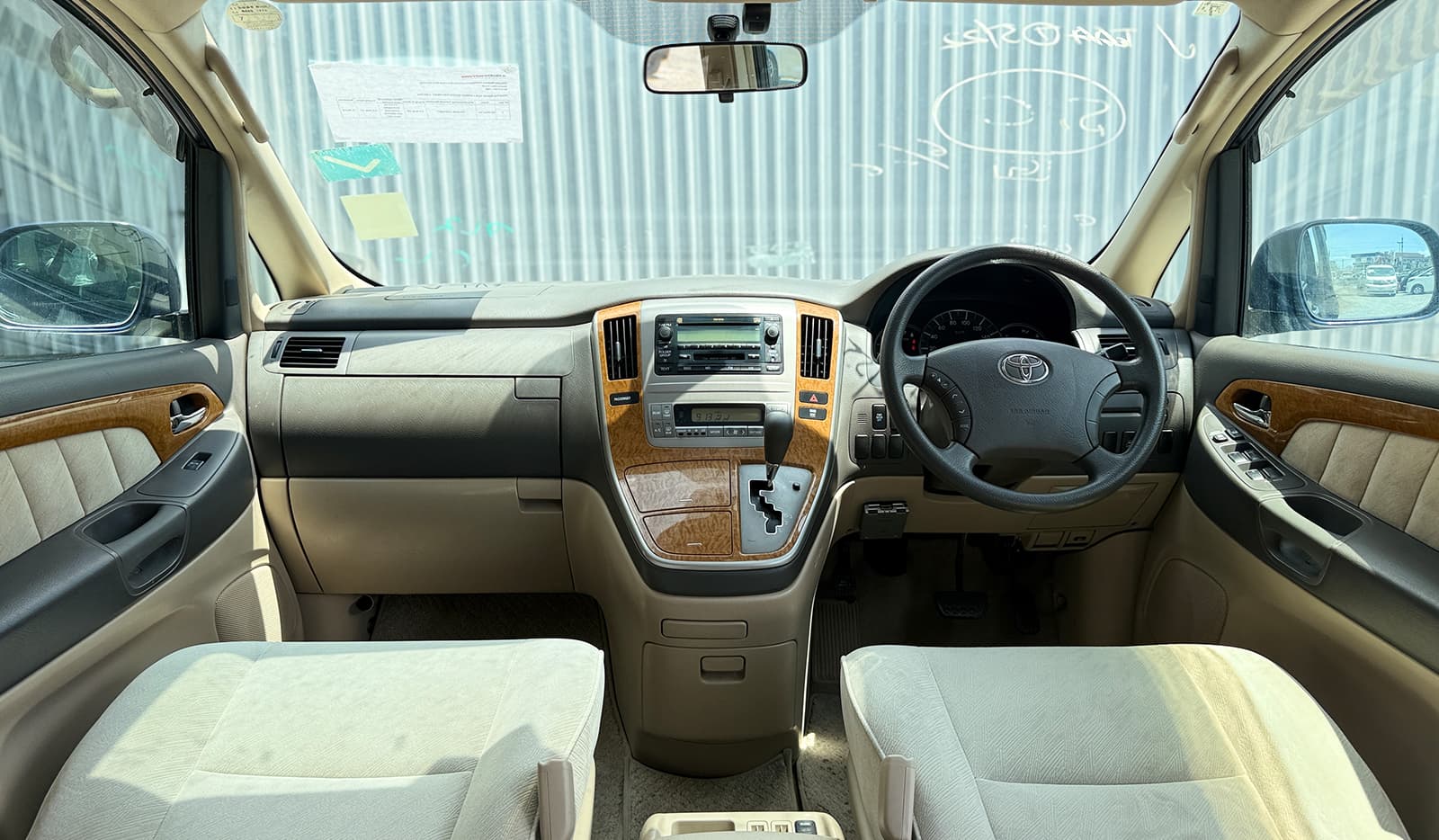 2005 Toyota Alphard AX L image-6