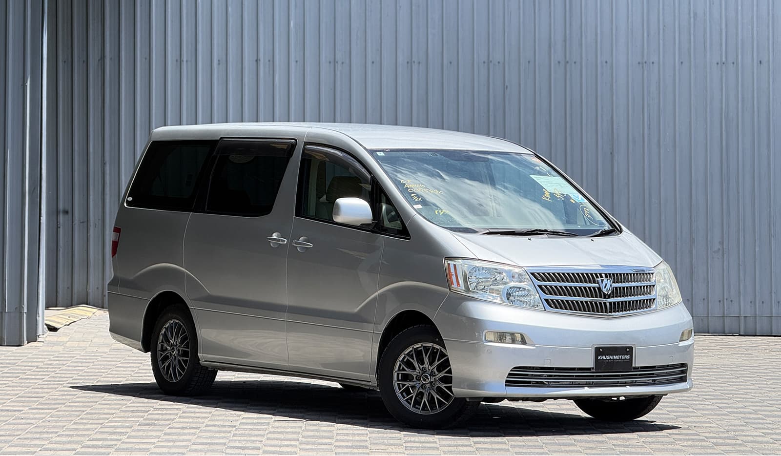 2004 Toyota Alphard AX TRESOR ALCANTARA image-1