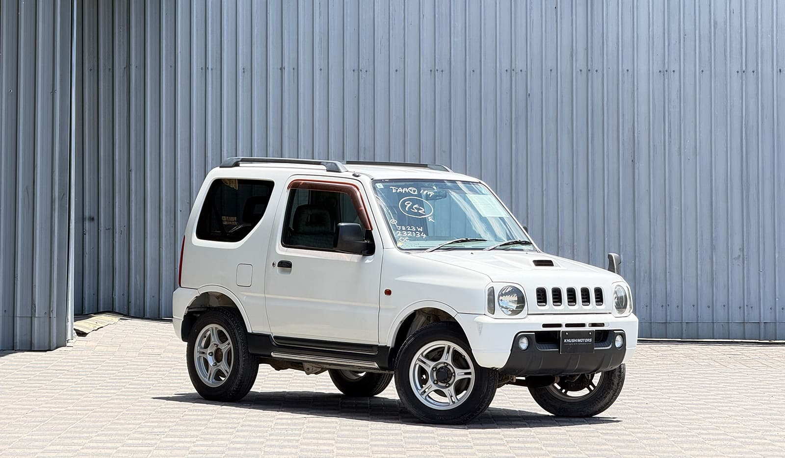 2001 Suzuki Jimny XC image-1