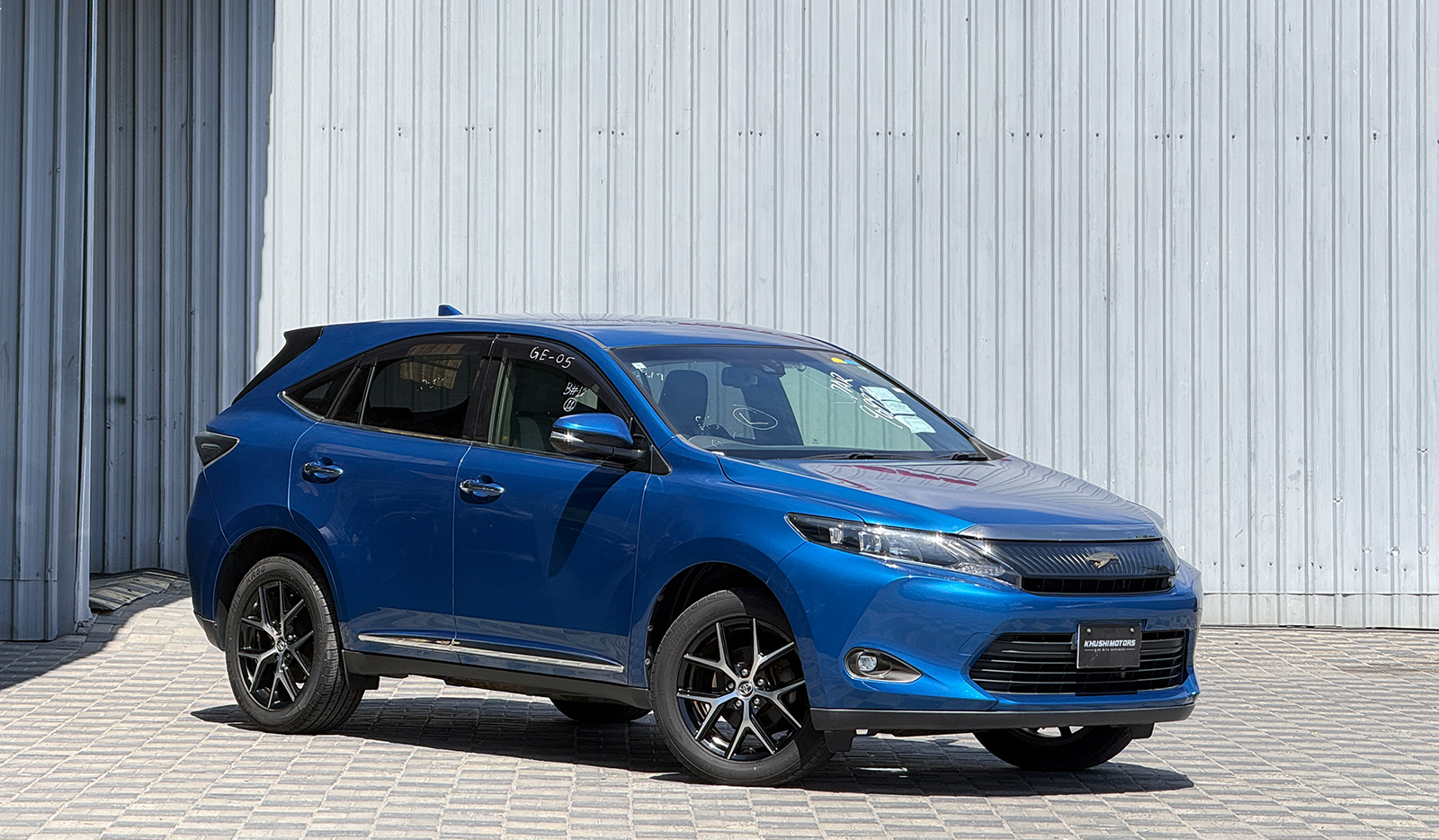 2017 Toyota Harrier PREMIUM STYLISH image-1