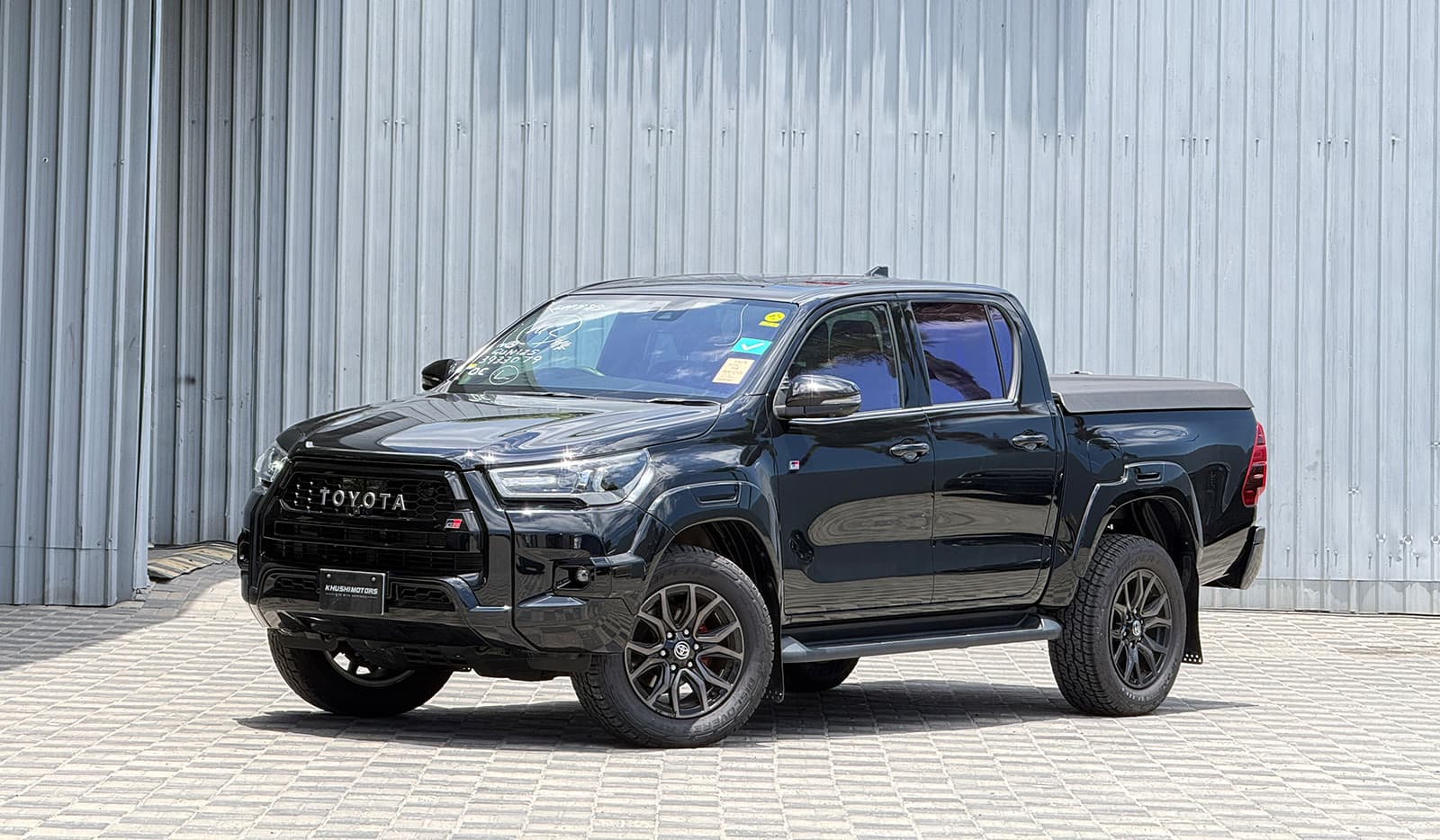 2022 Toyota Hilux Z GR SPORTS image-2