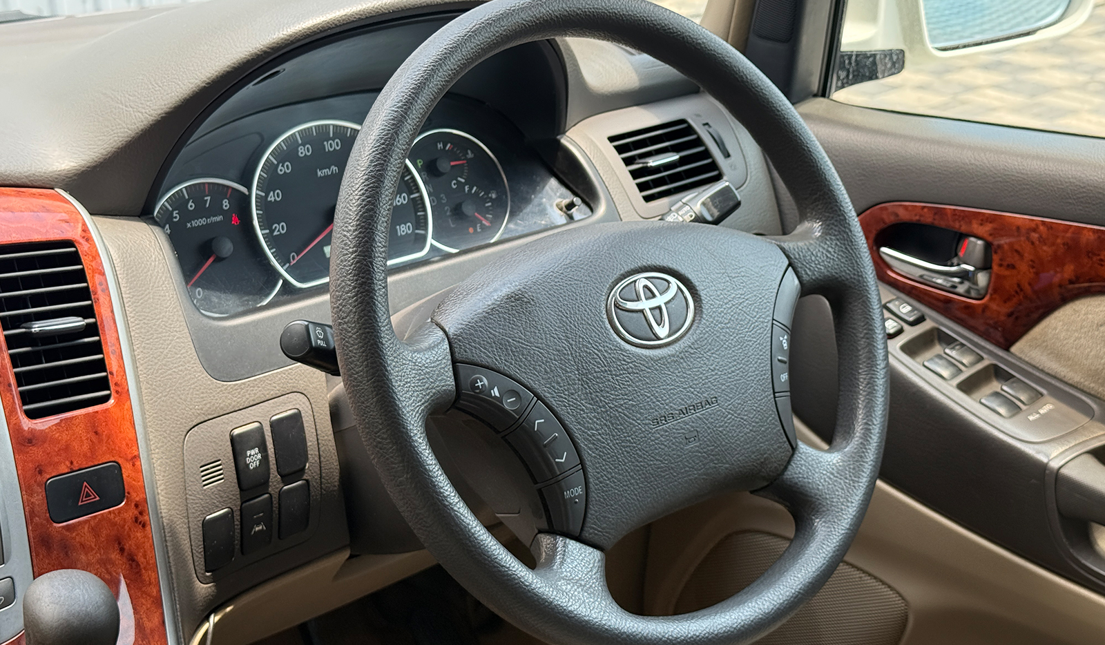 2003 Toyota Alphard G AX L image-6