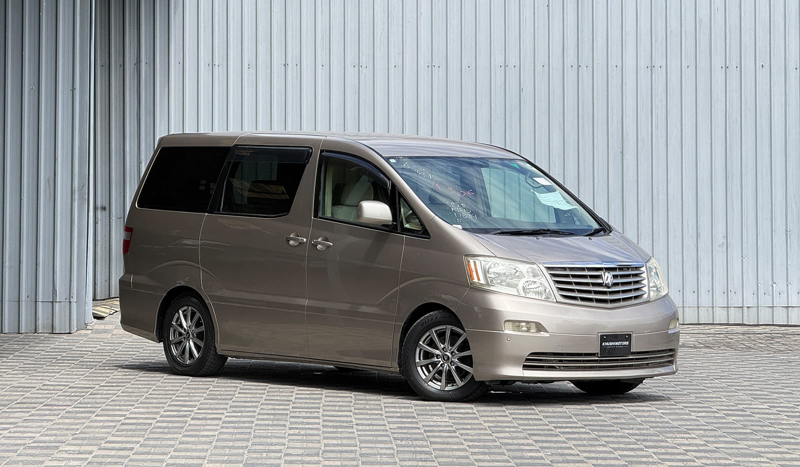 2002 Toyota Alphard AX L Package image-1