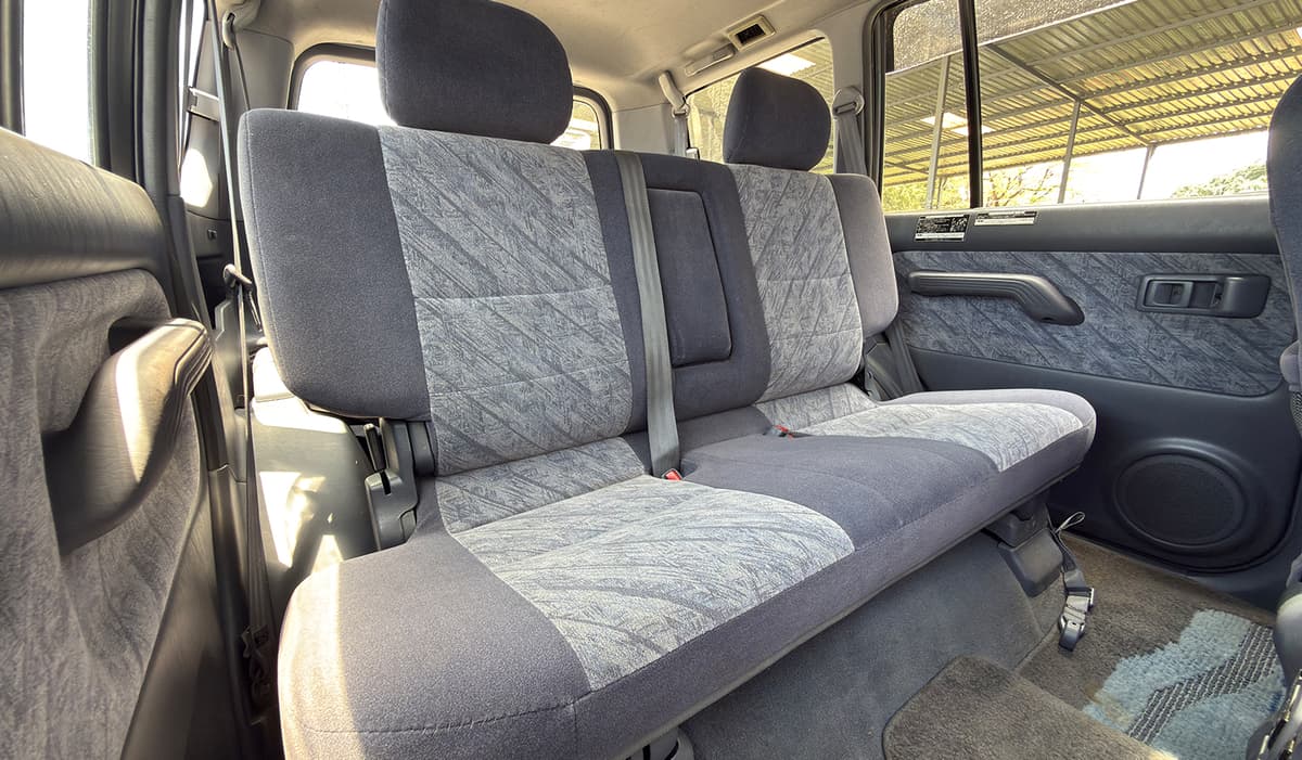 1997 Toyota Land Cruiser Prado TZ image-13