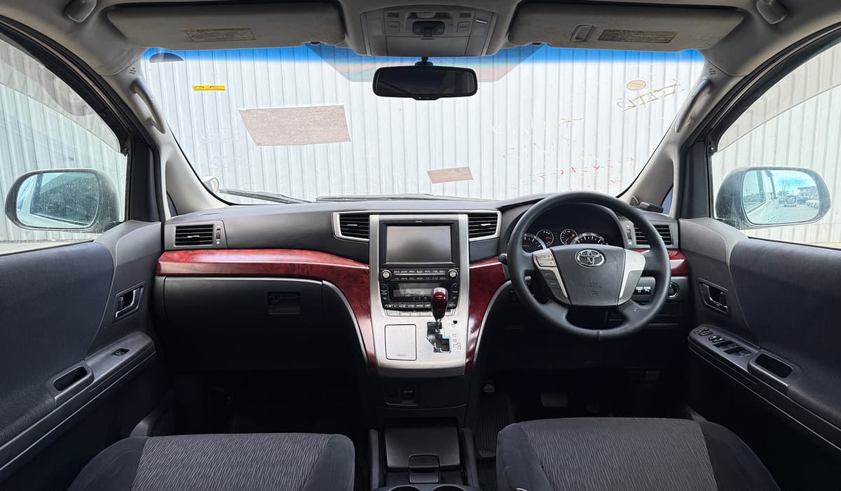 2009 Toyota Alphard 240S image-7