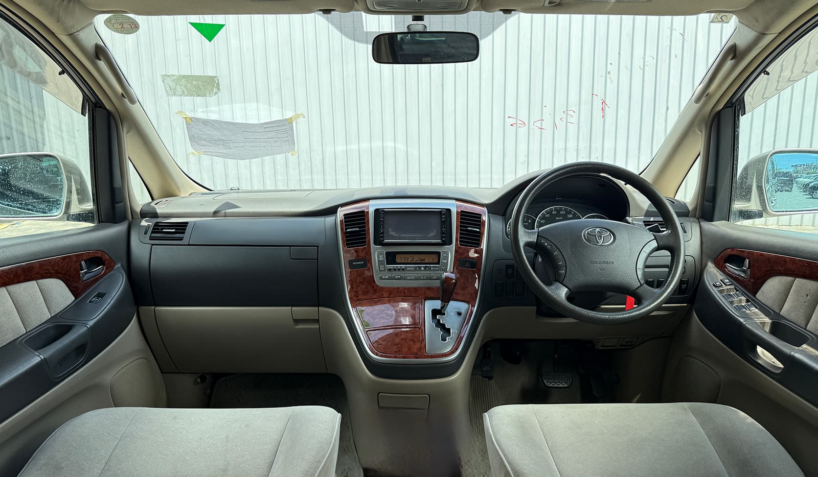 2002 Toyota Alphard AX L Package image-7