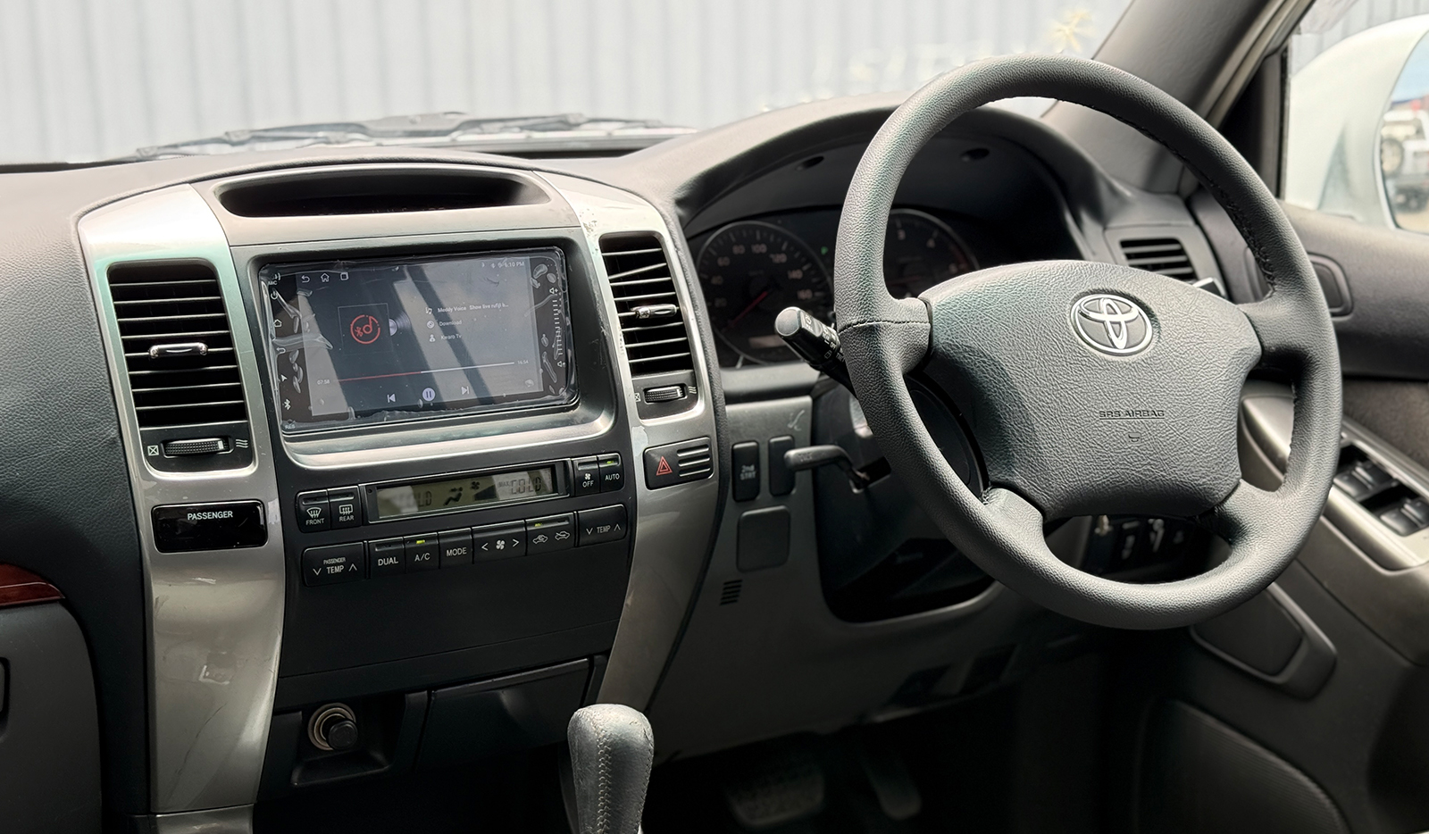 2003 Toyota Land Cruiser Prado TZ image-8
