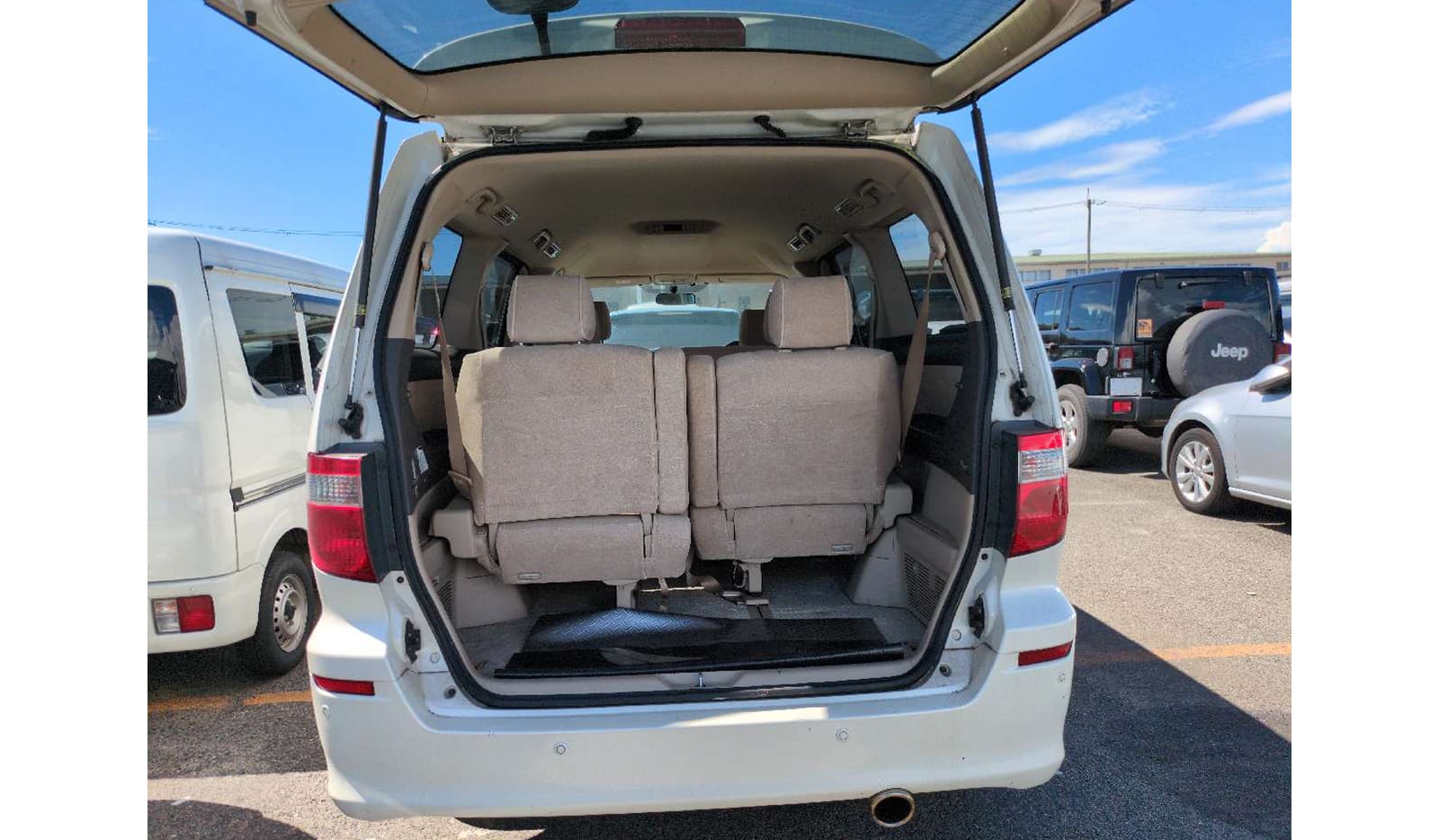 2003 Toyota Alphard AX L image-6