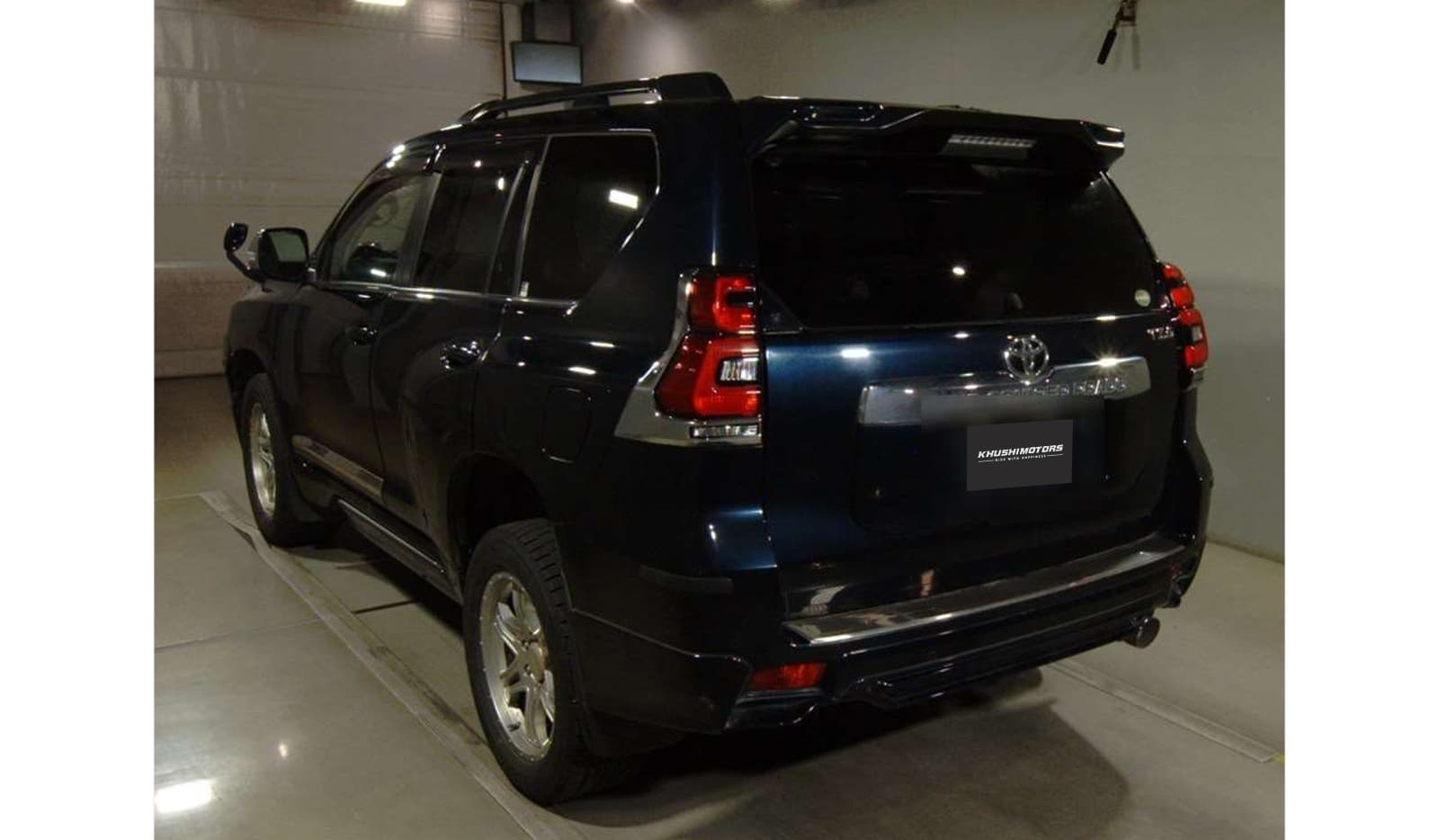 2019 Toyota Land Cruiser Prado TZ-G image-3