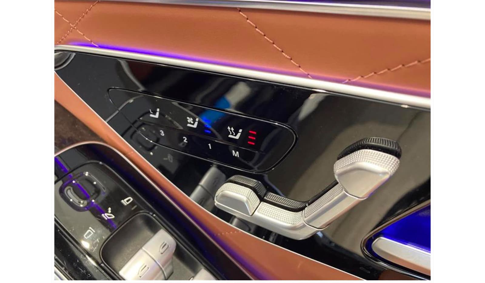 2021 Mercedes-Benz S-Class 4MATIC Long First Edition AMG Line S500 image-10