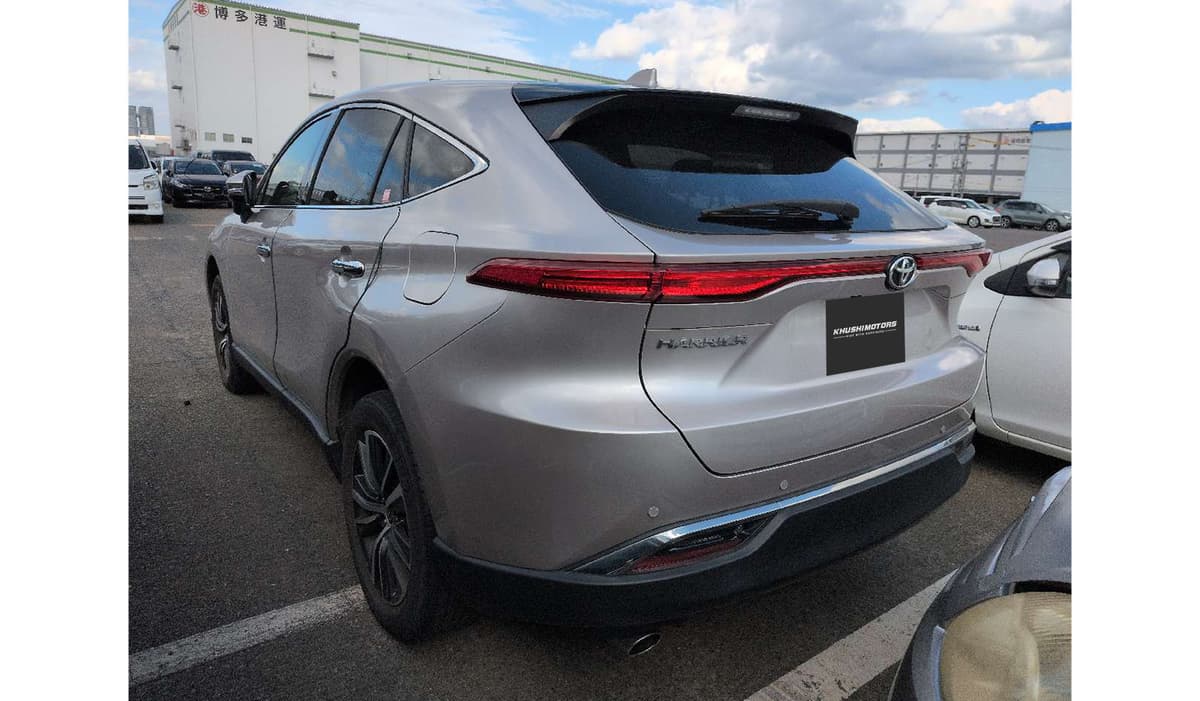 2021 Toyota Harrier G image-3