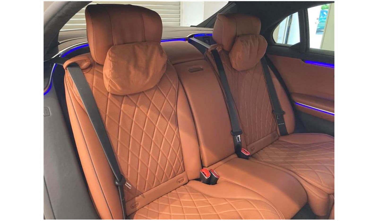 2021 Mercedes-Benz S-Class 4MATIC Long First Edition AMG Line S500 image-8