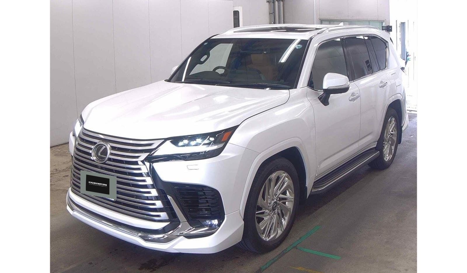 2024 Lexus Lx600 image-2