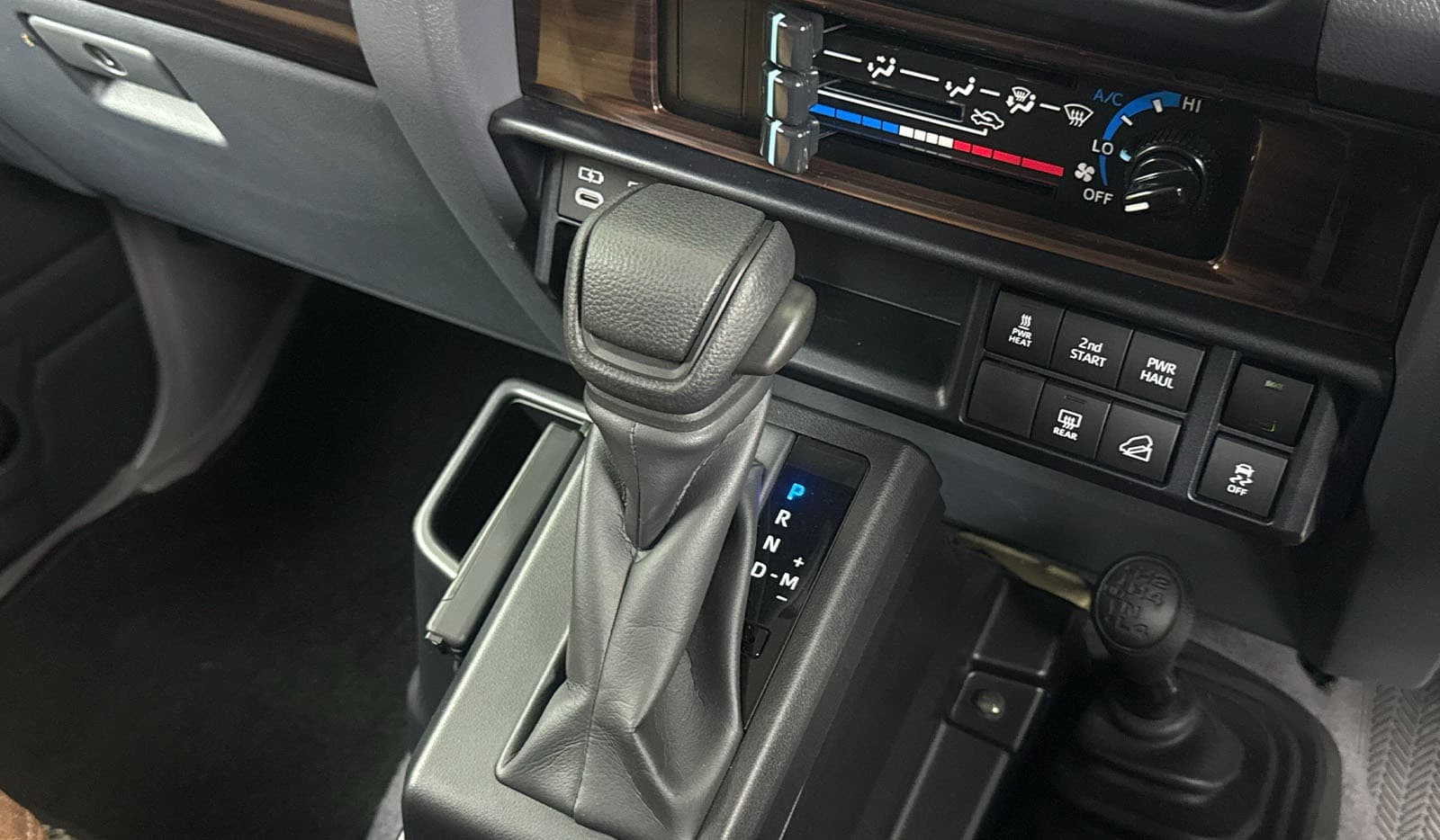 2023 Toyota LAND CRUISER 70 AX image-11