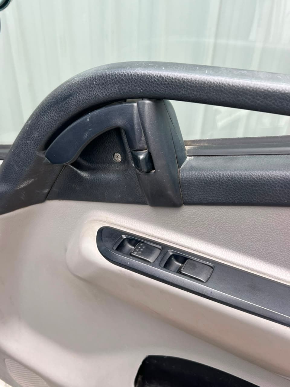 2018 Mitsubishi Canter 2.0 Ton image-9