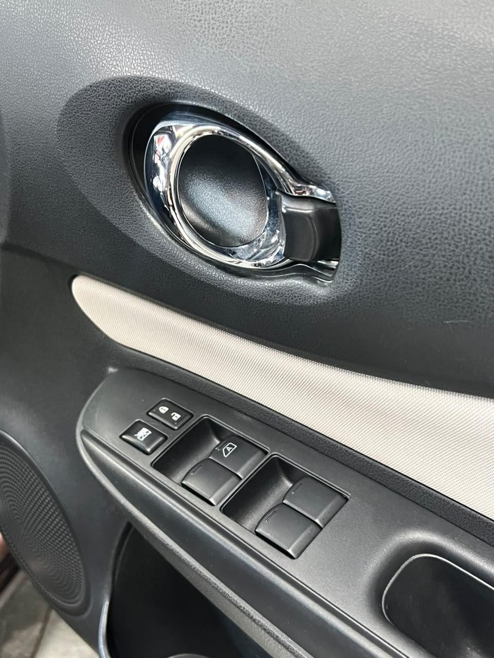 2019 Nissan Note E-Power X image-10