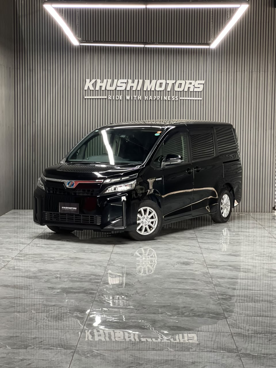 2019 Toyota Voxy HYBRID X image-3