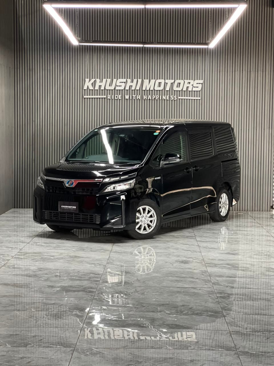 2019 Toyota Voxy HYBRID X image-3