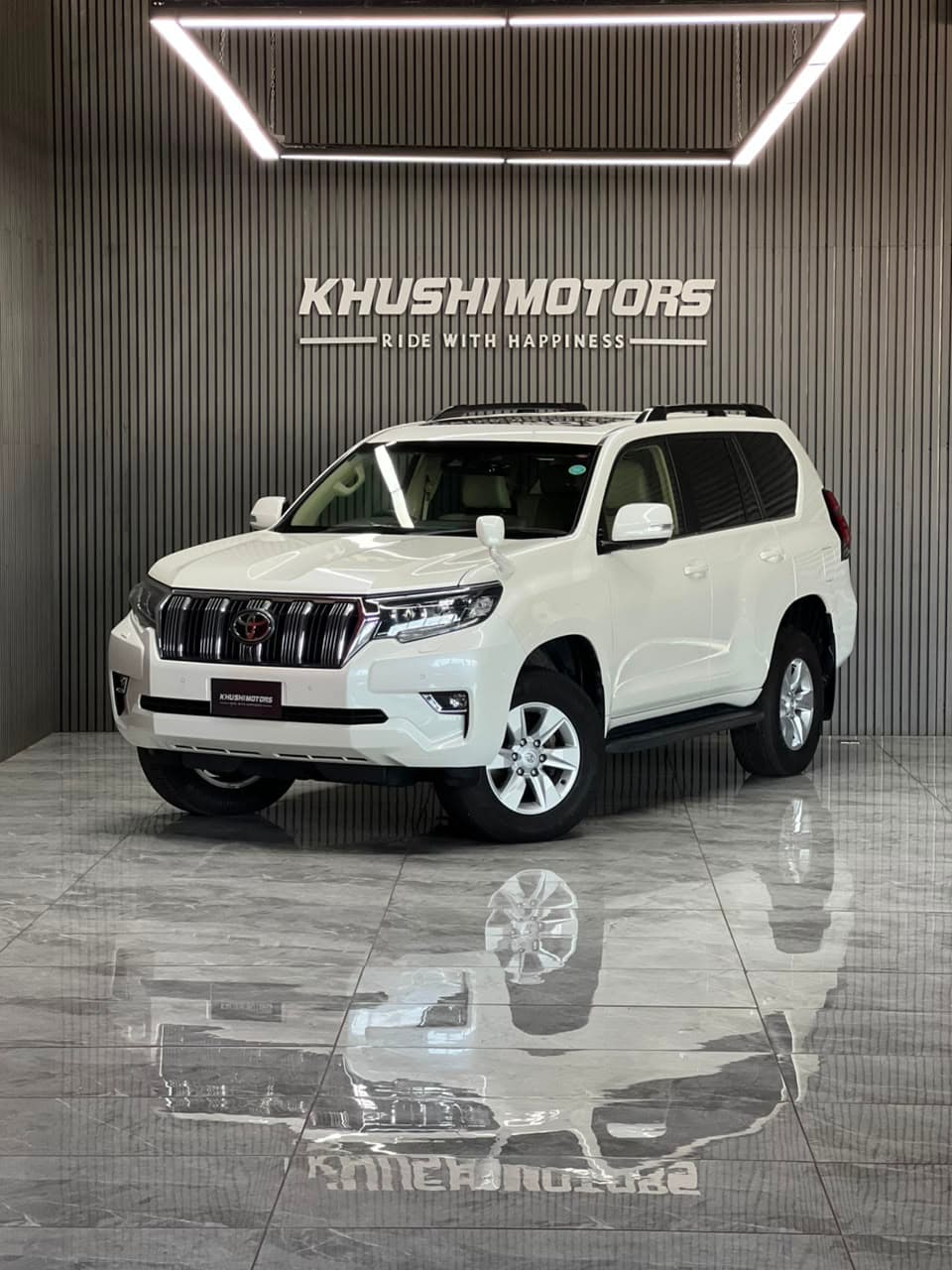 2019 Toyota Land Cruiser Prado TX L Package image-3