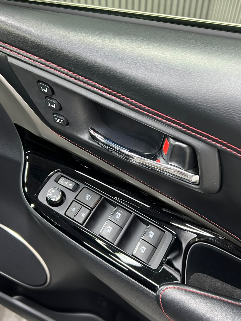 2019 Toyota Harrier image-9